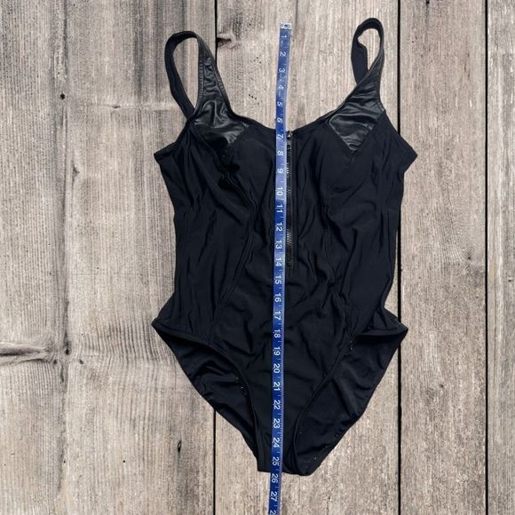 Aqua Green Women's Black Zip Up Faux Leather Trim One Piece Swimsuit Medium NWOT - Picture 8 of 8